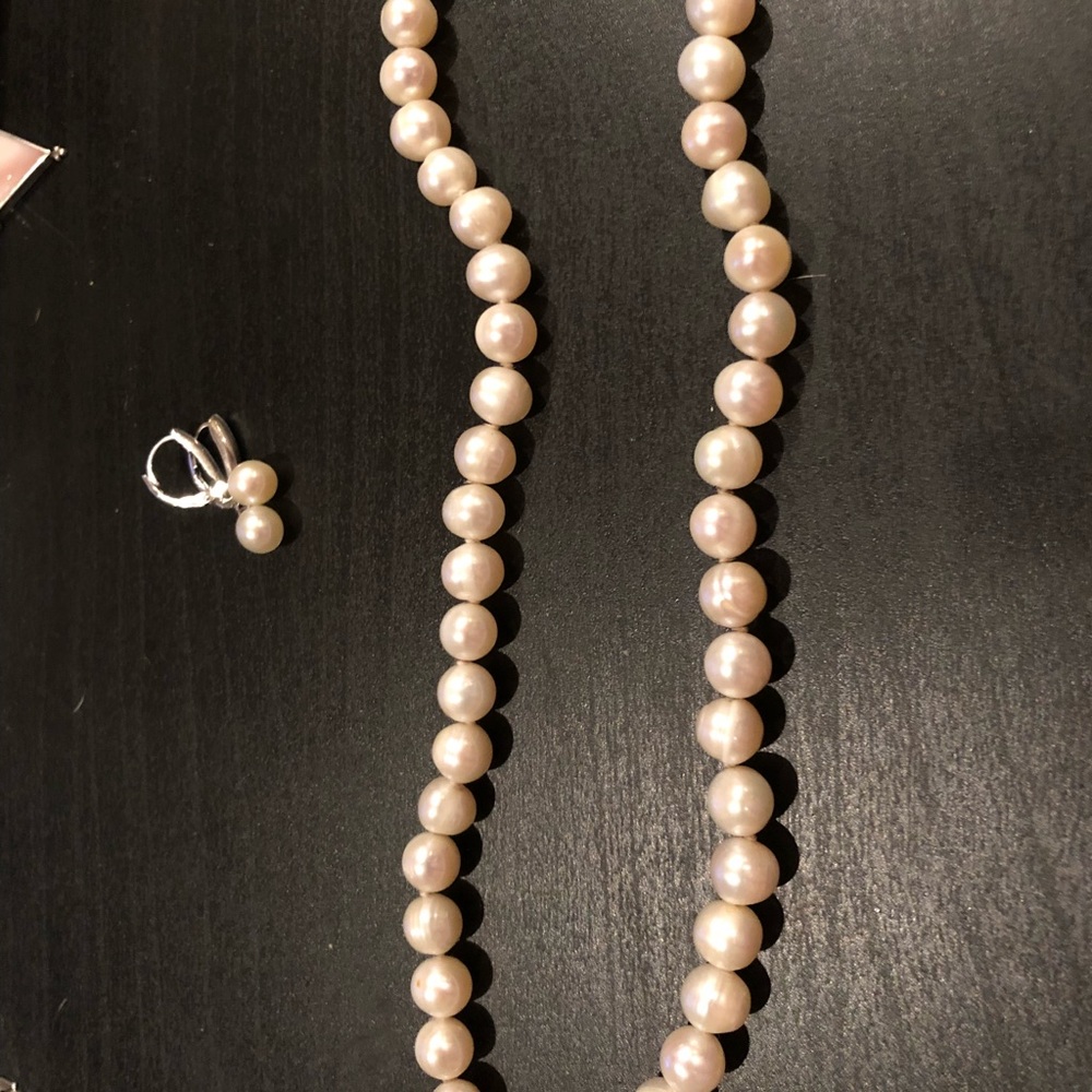 Pearl necklace